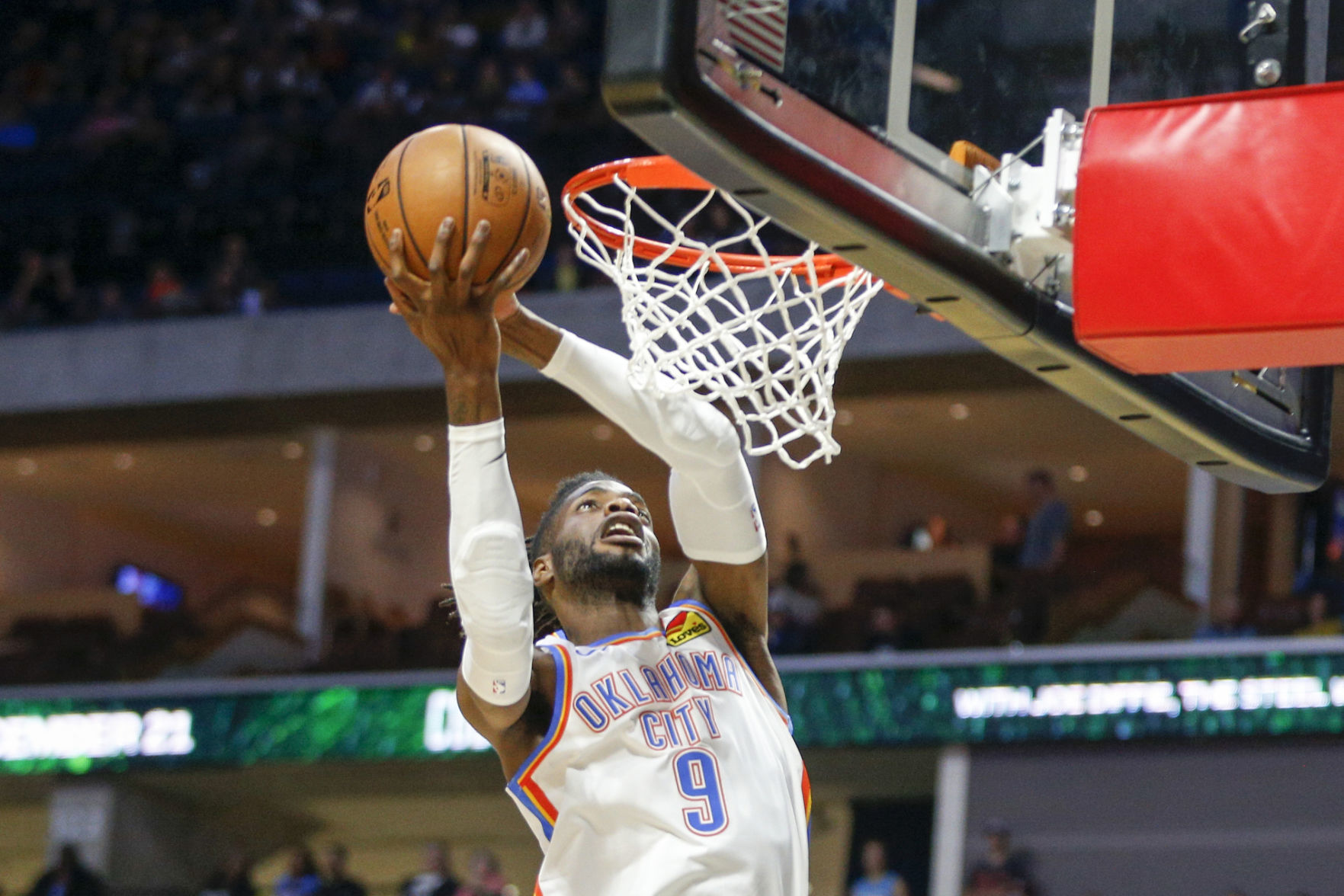 Oklahoma City Thunder vs Dallas Mavericks